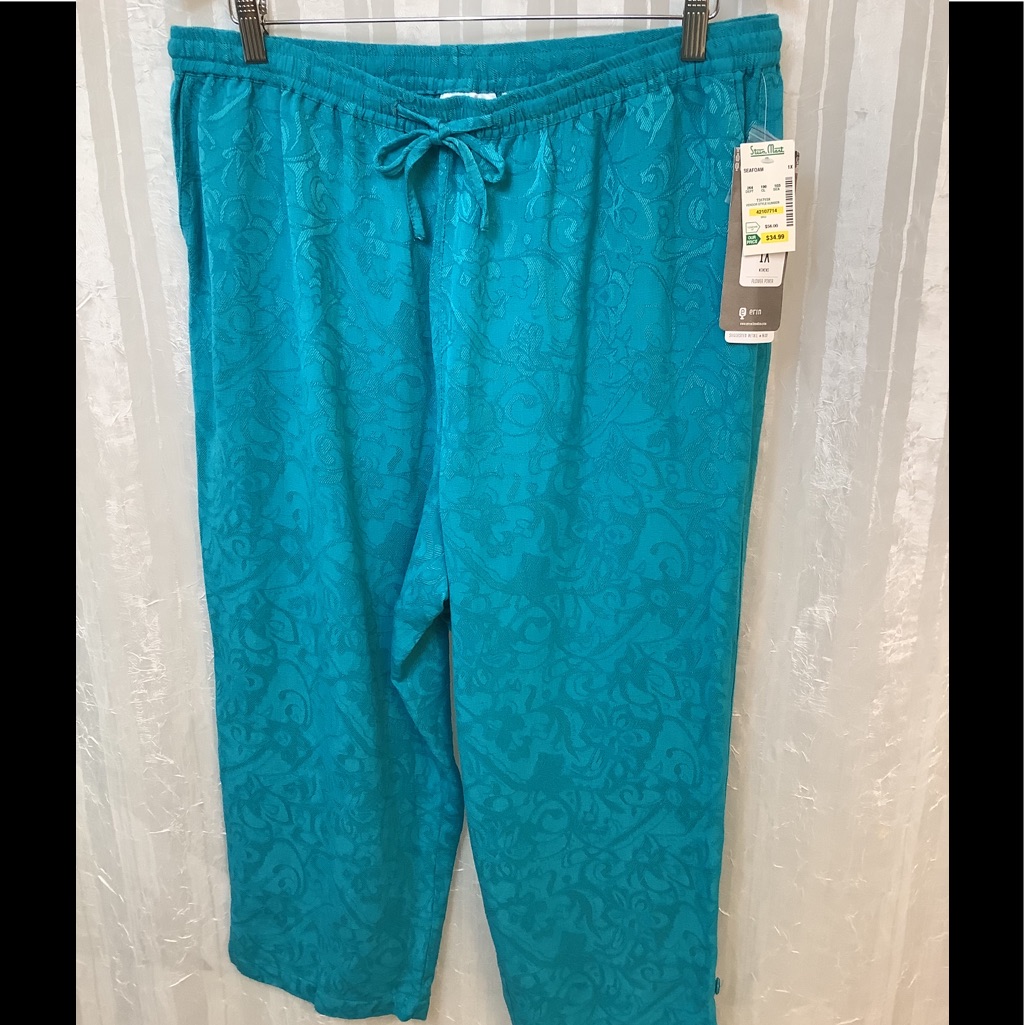 Erin Sz 1x Bright Teal W/ Floral Motif Capris Nwt